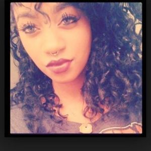 Meet your Posher, Sasha